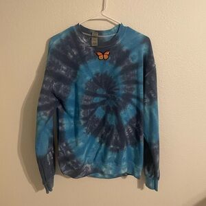 Blue butterfly tie dye sweatshirt-Medium